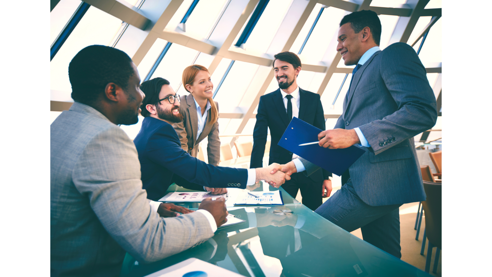 B2C high-volume transaction processing dashboard